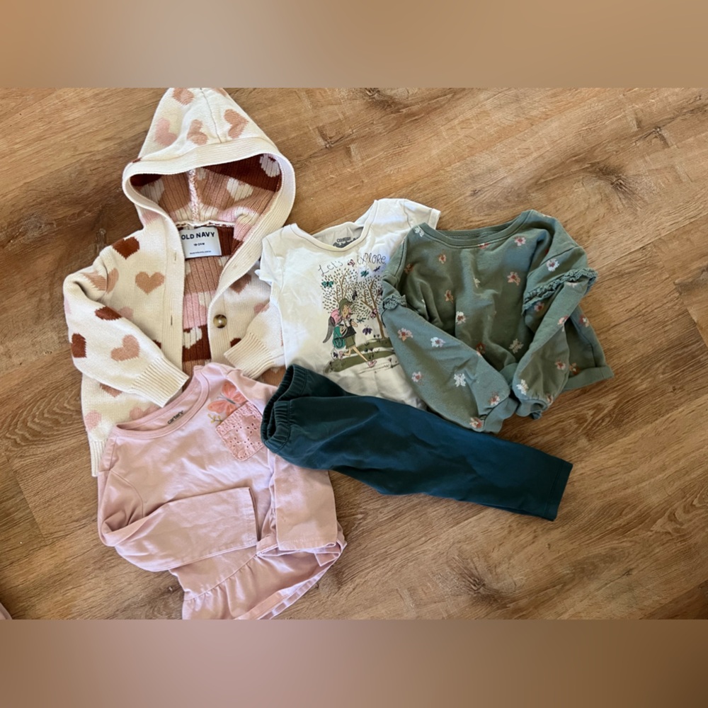 Lot of 18-24 girls clothes!